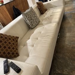 Italian Leather Couch. Makeoffer