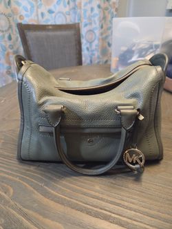 Micheal Kors Purse