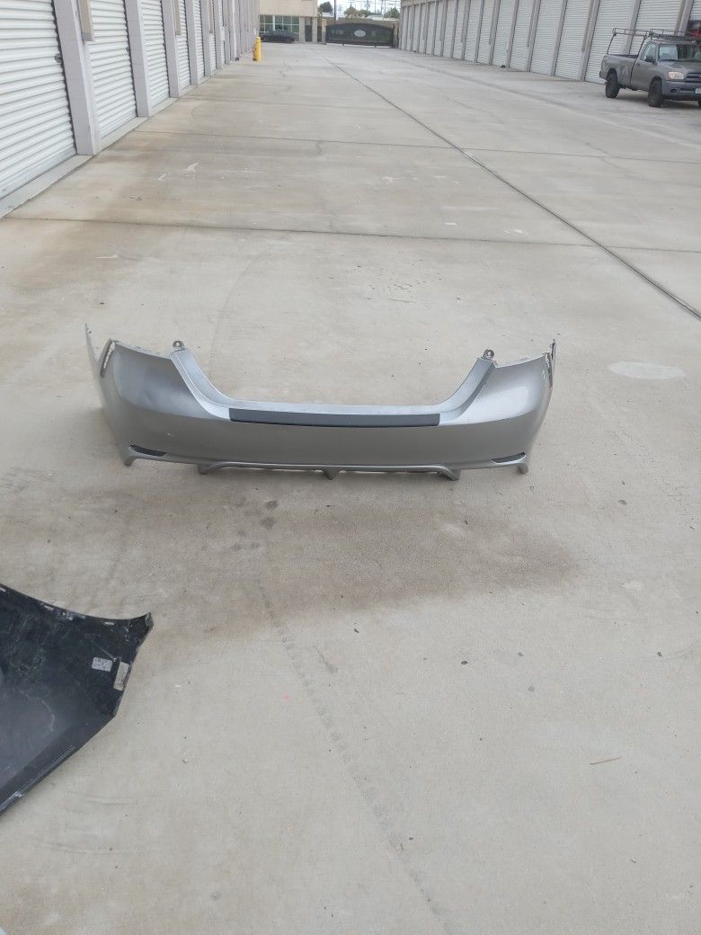 18 To 23 Rear Bumper Toyota Camry Se Xse ( Oem)