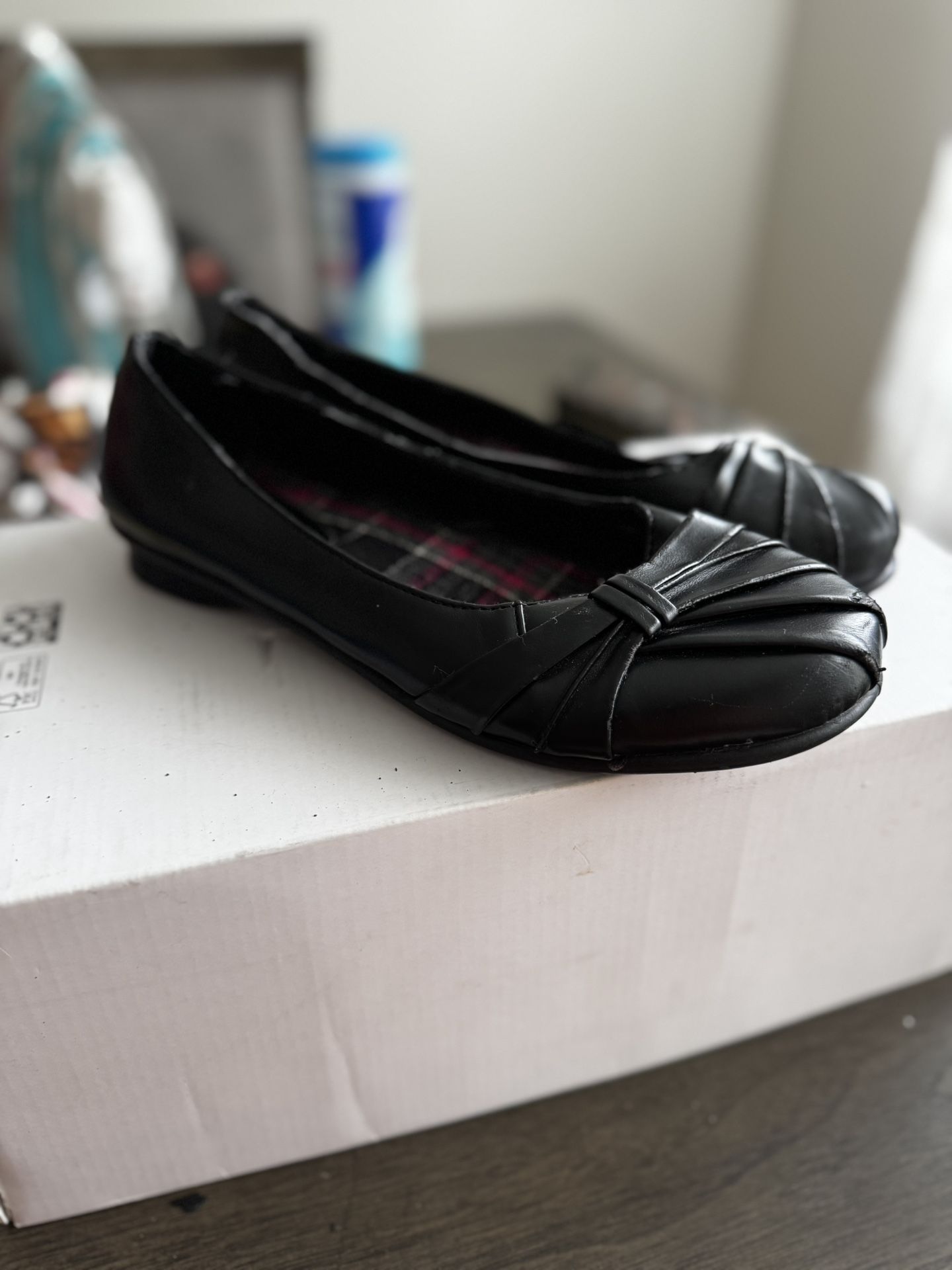 Route 66 Womens Flats Shoes Size 8.5 M Cushioned Slip On Black  Leather