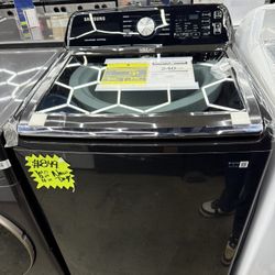 Brand new Samsung 4.7 cu. ft. Large Capacity Top Load Washer in White/Black with Active WaterJet