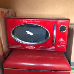 Retro Microwave