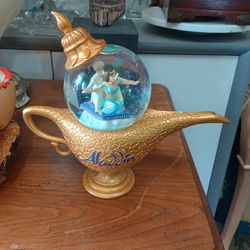 Disney Aladdin Jasmine Snow globe Music Box Figure Toy Magic Lamp

