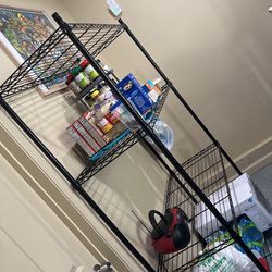 Metal rack (not Free )