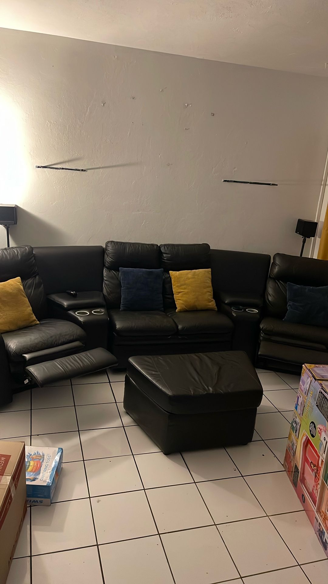 Recliner Couch W/built In Phone Chargers