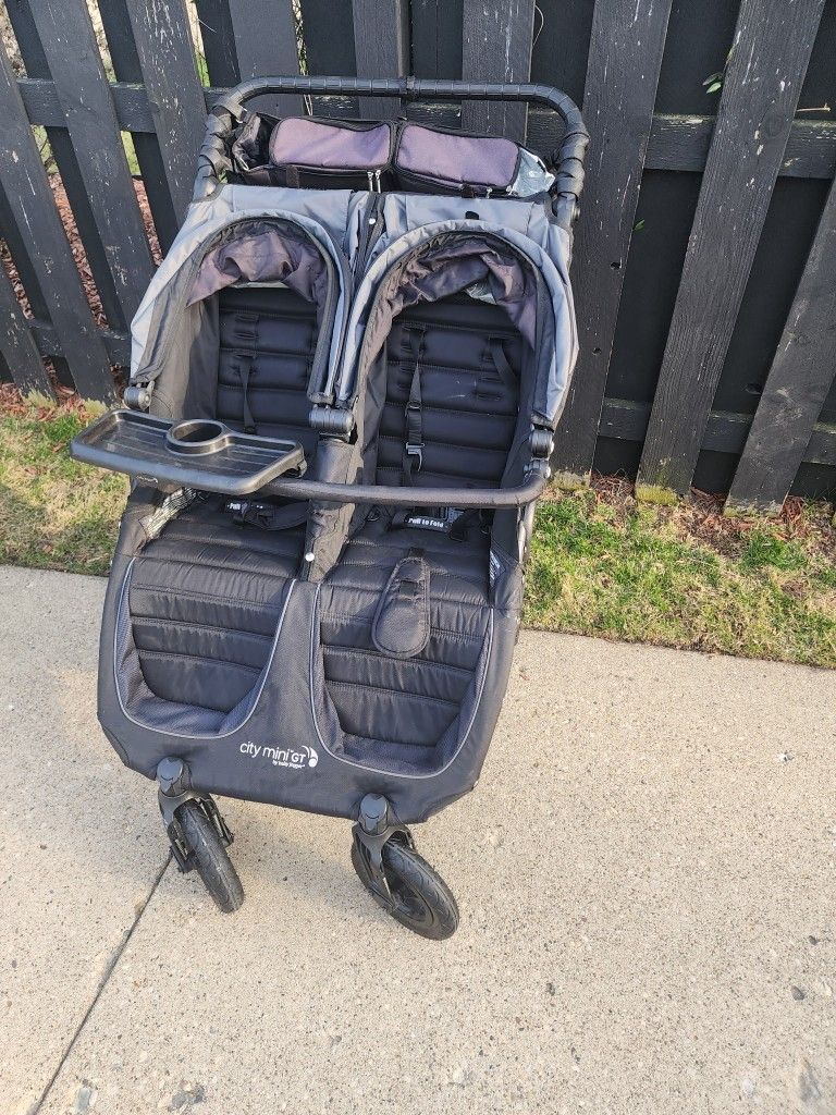 City Mini GT double stroller, double caddy, bar, single tray
