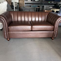 Modern Glam Loveseat