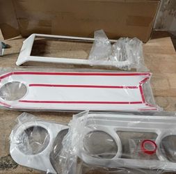 Jeep Wrangler / Gladiator White Dash Trim Kit – 4 Pieces – $50 OBO