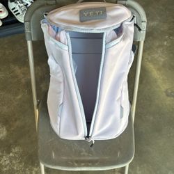 Yeti Ranchero Backpack 22 Cherry Blossom
