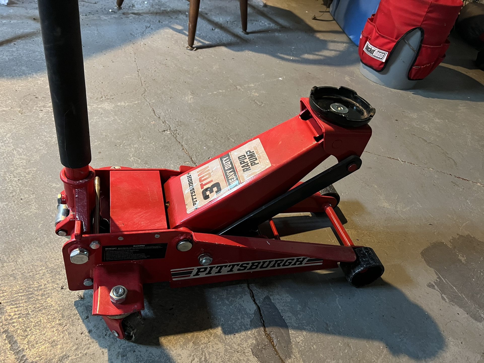 3-Ton Heavy Duty Floor Jack Pittsburgh Rapid Pump