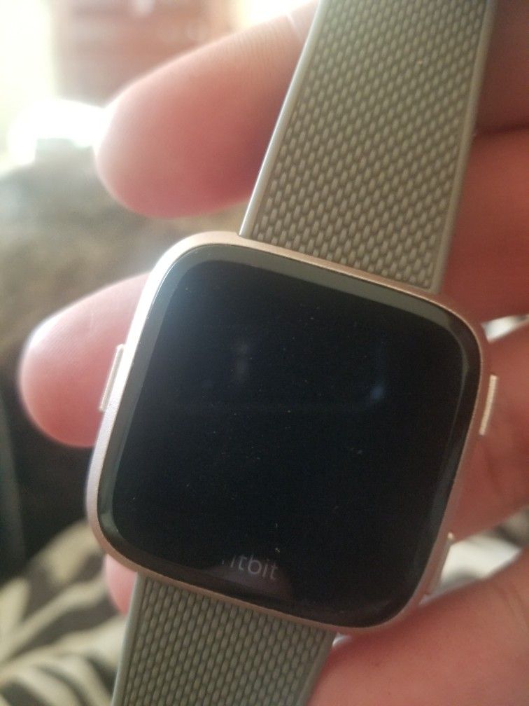 Fitbit Verse 2
