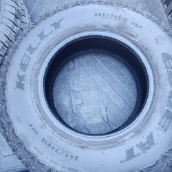 265/70/16 Tires