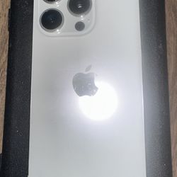 Apple iPhone 15 Pro