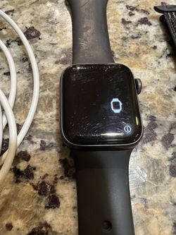 Apple Watch SE (40 mm) Unlocked & GPS Model for Sale in St