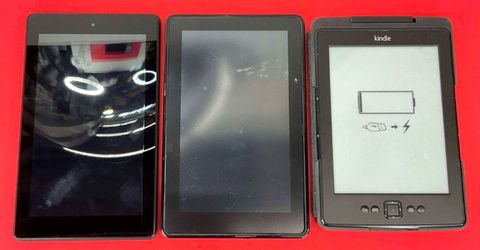 Lot Of (x3) Amazon Kindle Tablets - FOR PARTS AND REPAIR ONLY