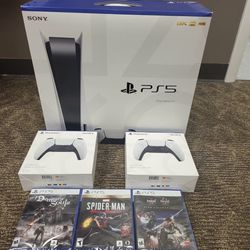 Console Disc Version 3 Games + 2 Controller Bundle.  Sony Playstation DualSense Wireless Controllers x2 