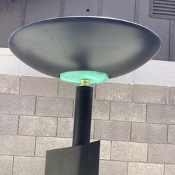 Floor lamp