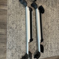 Volvo OEM Roof Rack With Ski Snowboard Mounts. 
