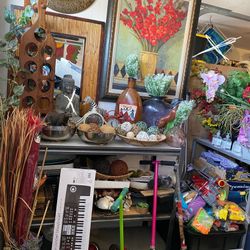 Mirrors,Toys & Decorations(Toys New & Used)Prices from $1 To $60