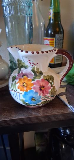 🏺 Vintage Hand-Painted Floral Pitcher 🏺