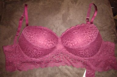 Xhilaration Burgundy Lace Flower Print, Push-up Bra. 36C