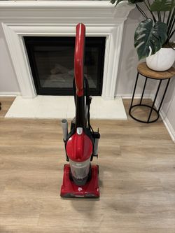 Dirt Devil Vacuum