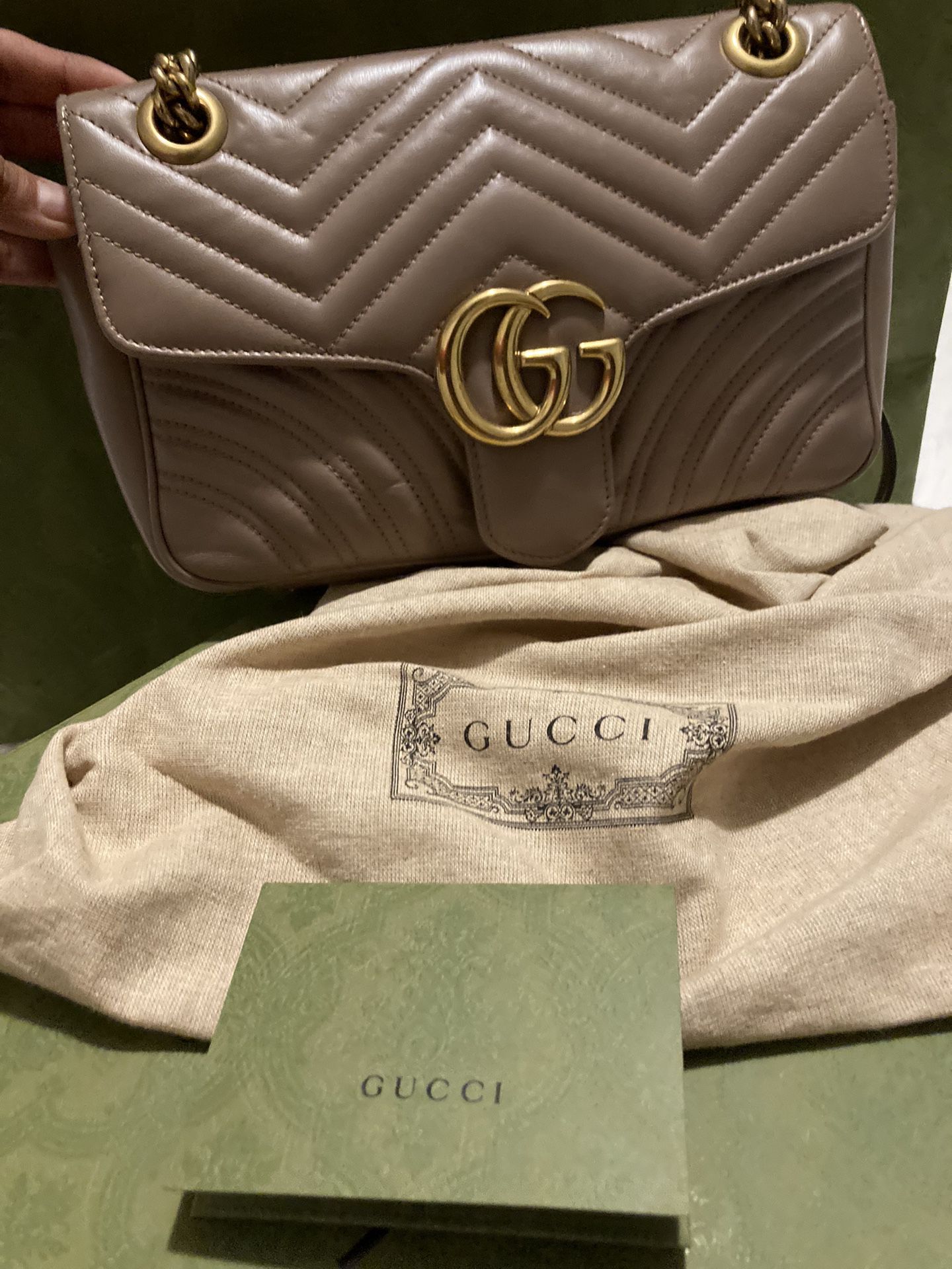 Authentic Leather Gucci bag 