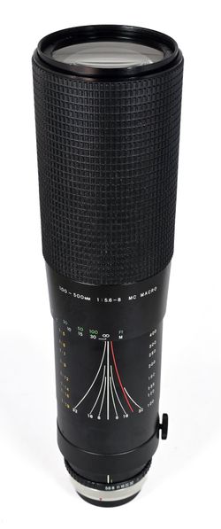 Super Cosina 100-500mm f/5.6-8 MC Macro / Telephoto Lens for Canon FD Mount Cameras