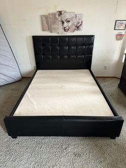 Bed frame queen