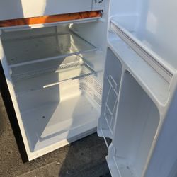 Small Personal Refrigerator 