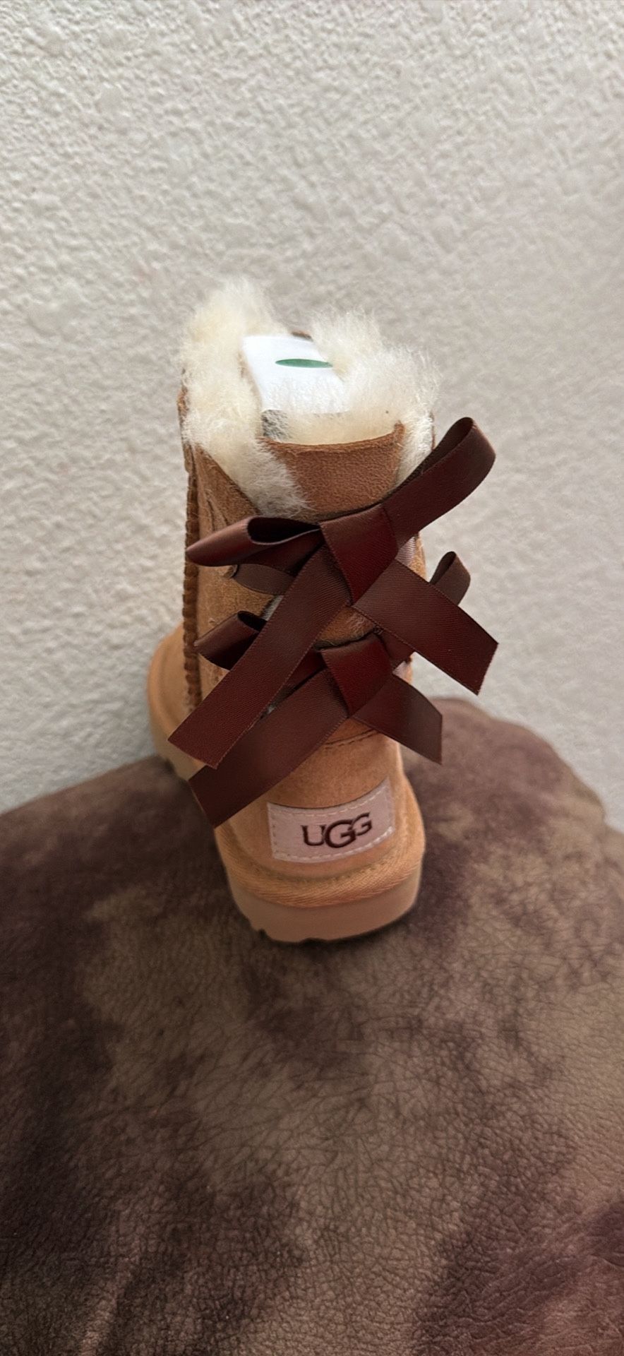 Brand New Ugg Bailey Boot ll Size 7c