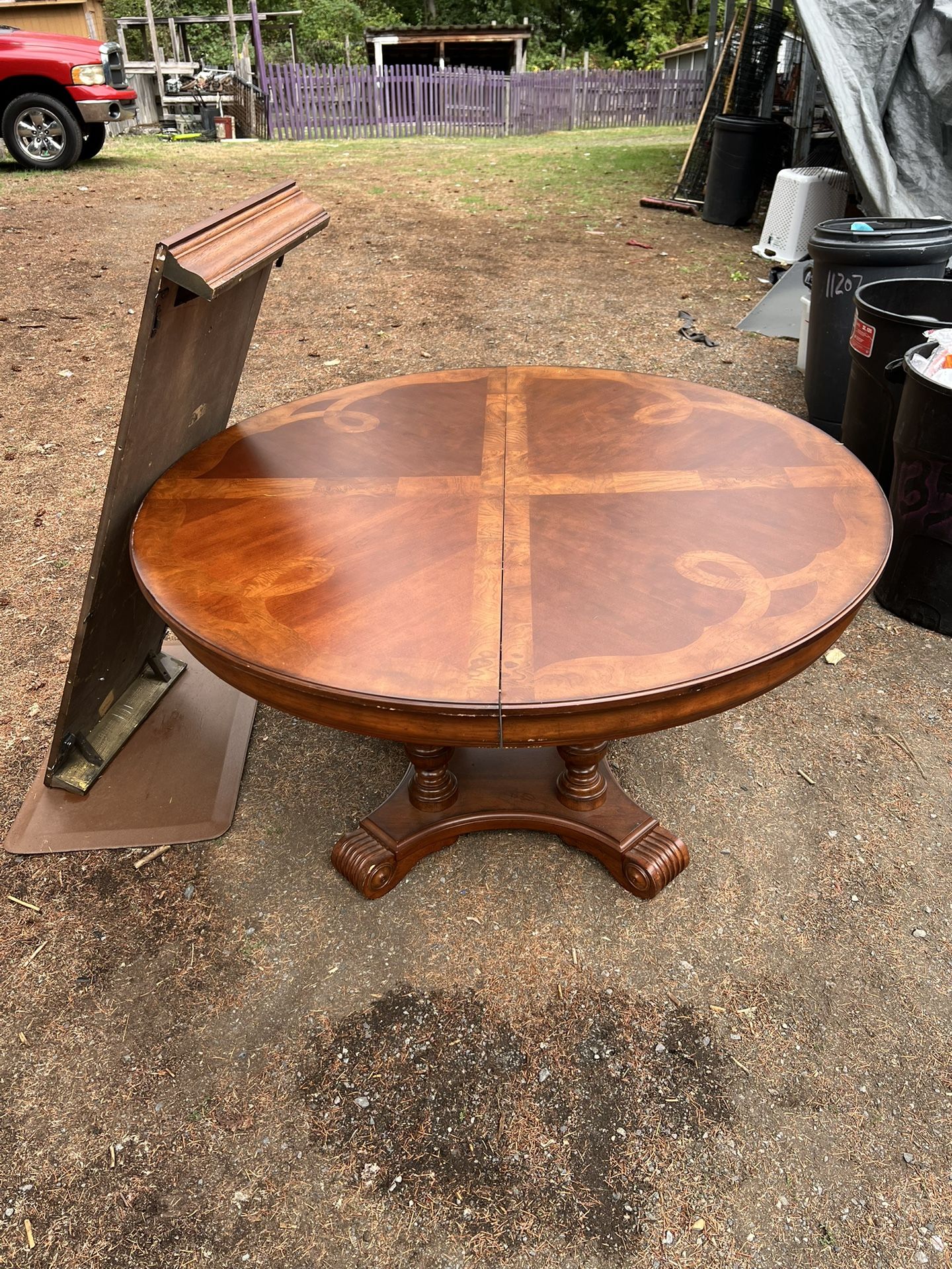Sturdy Table With Leaf In Good Condition