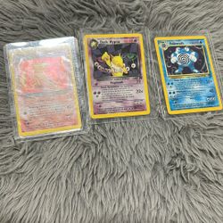 3 Vintage Pokémon Cards 