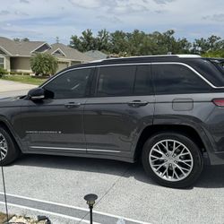 2022 Jeep Grand Cherokee
