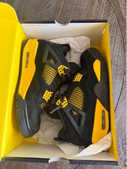 Jordan 4 Retro Lighting