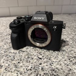 Sony Alpha 7 IV Mirrorless Digital Camera With Lens