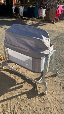 Ingenuity Dream Hero Starlight 3-in-1 Co Sleeping Bassinet.
