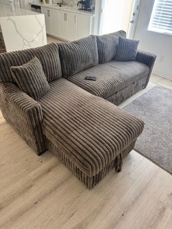 Sectional couch