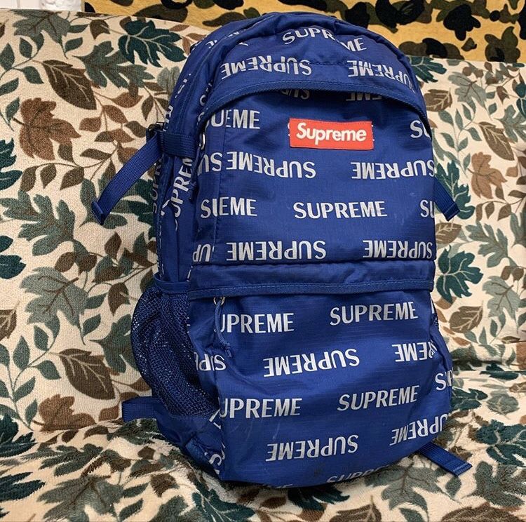 Supreme backpack in blue
