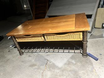 Coffee Table -- Sturdy Steel Frame -- Wooden Top -- Wicker Drawers
