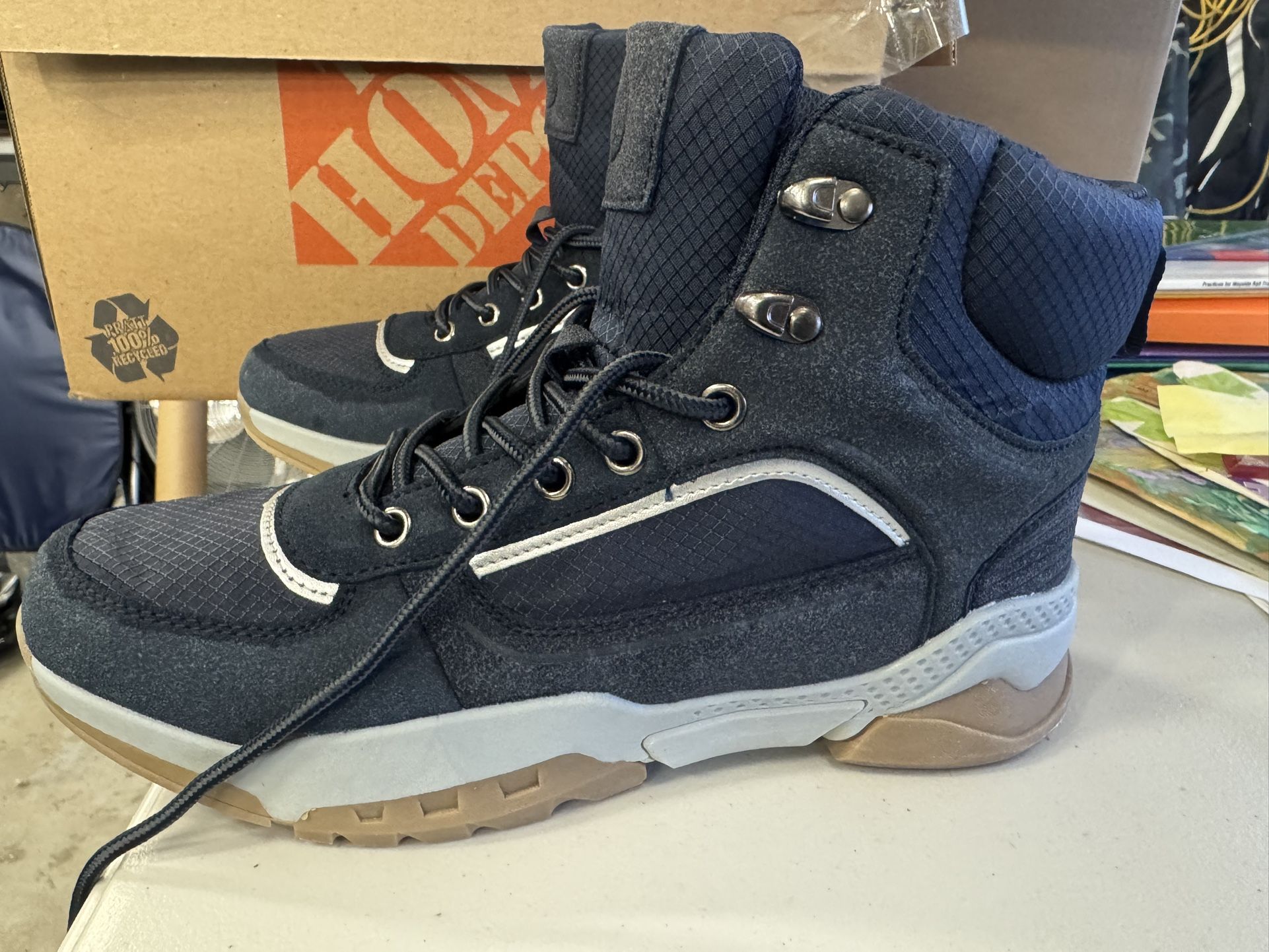 Men’s Hiking Boots
