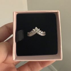 Tiara Pandora Ring