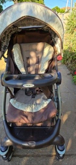 Graco Click And Connect Stroller
