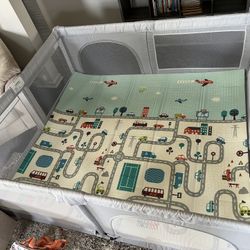Baby/ Toddler Playpen With Mat