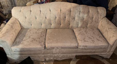 Ivory Sofa Couch Comfortable And Sound.