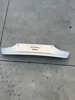 ✅ 2016-2019 BMW 740i 750i G11 G12 Trunk Lid License Plate Lower Finish Panel OEM