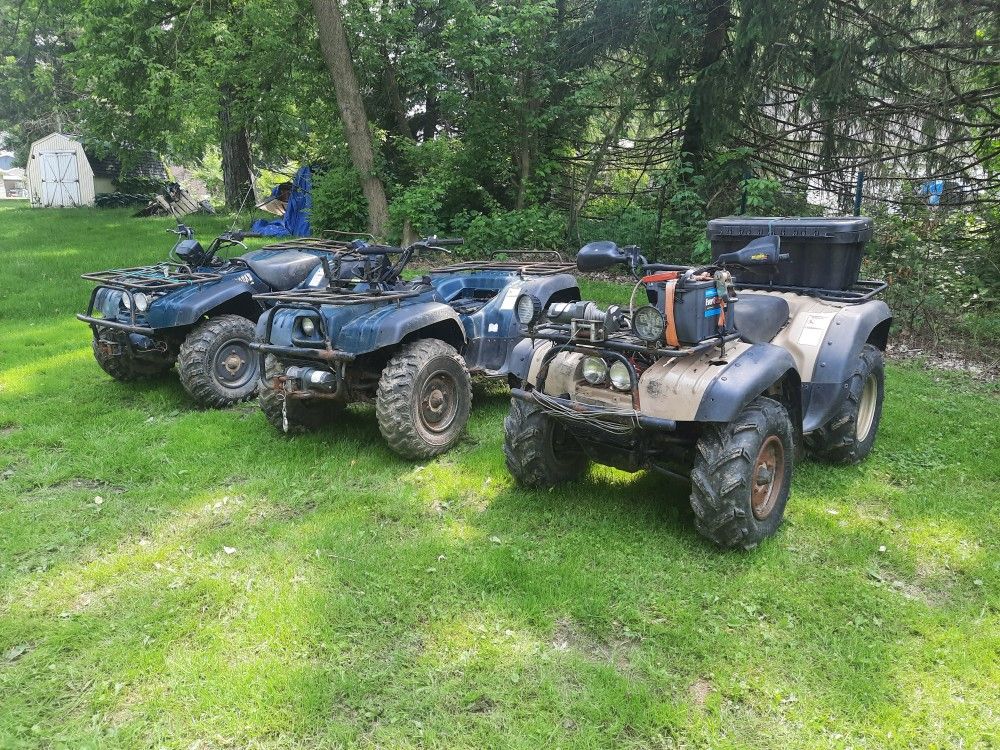 One 2000 and two 1999 Suzuki King Quad 300