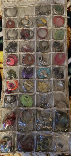 Cosmetic jewelry