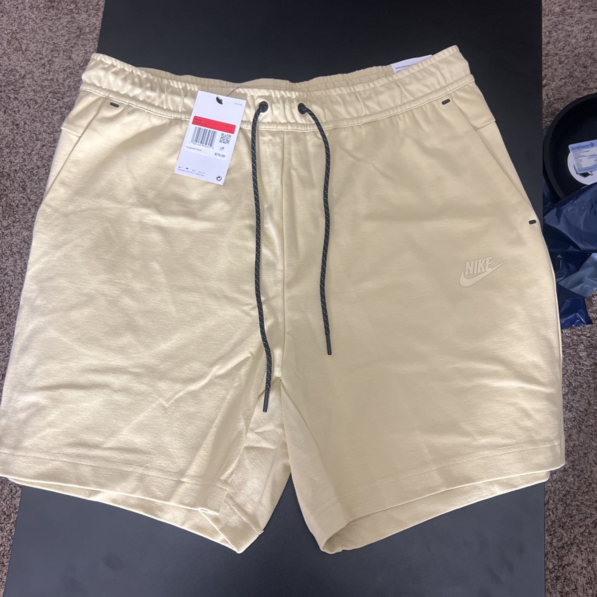 Nike Tech Fleece Shorts Size Large