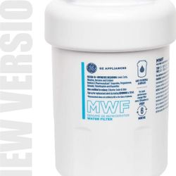 GE MWF Smart Refrigerator Water Filter, General Electric Replacement Cartridge, 1-Pack (New Version)

